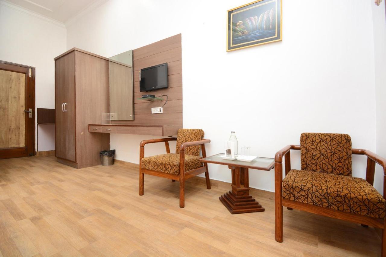 Hotel Ricky International Amritsar Eksteriør billede