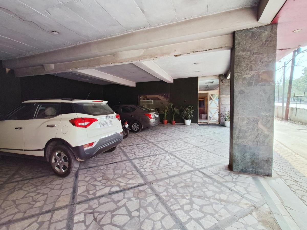 Hotel Ricky International Amritsar Eksteriør billede